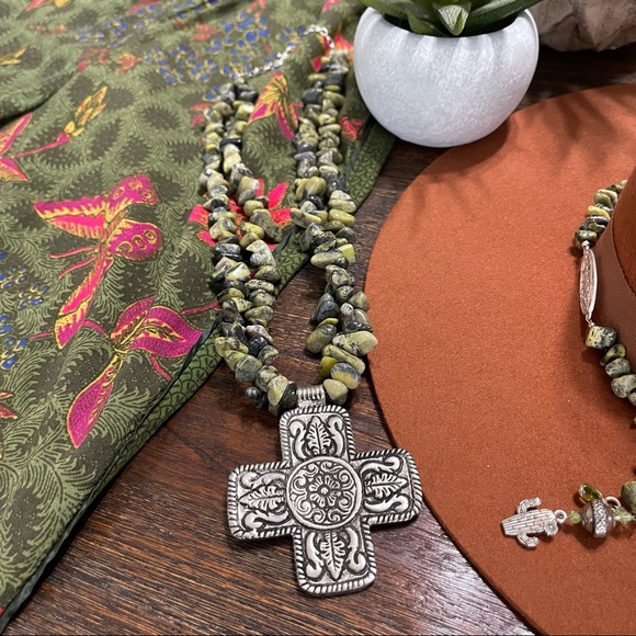 Silver boho cross green black moss green Jasper double strand necklace floral - Picture 1 of 7